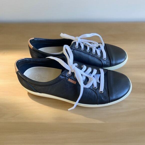 Ecco Shoes - Women's Ecco Soft Black Leather Fashion Tennis Shoes size 40 EUC